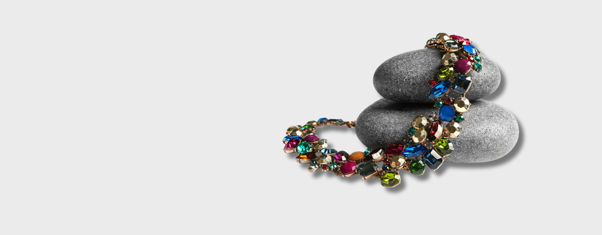 furniture.tntoutfit.com